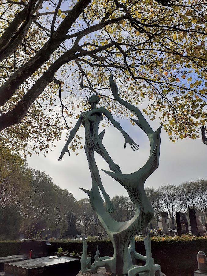 Sachsenhausen-Oranienburg memorial, Père Lachaise cemetery